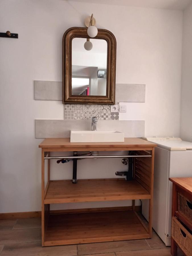 Studio Du Clocher Rigarda Екстериор снимка