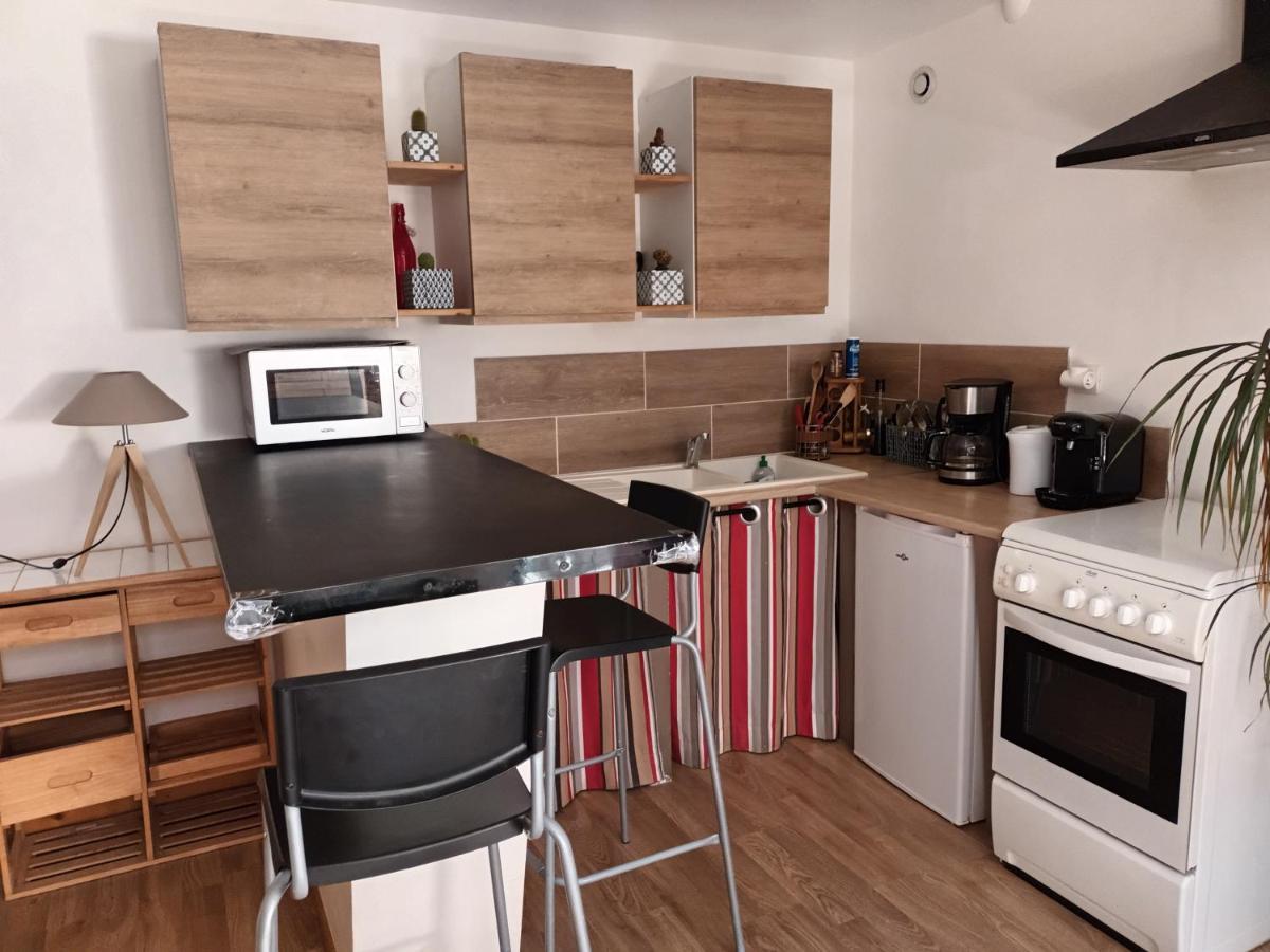 Studio Du Clocher Rigarda Екстериор снимка