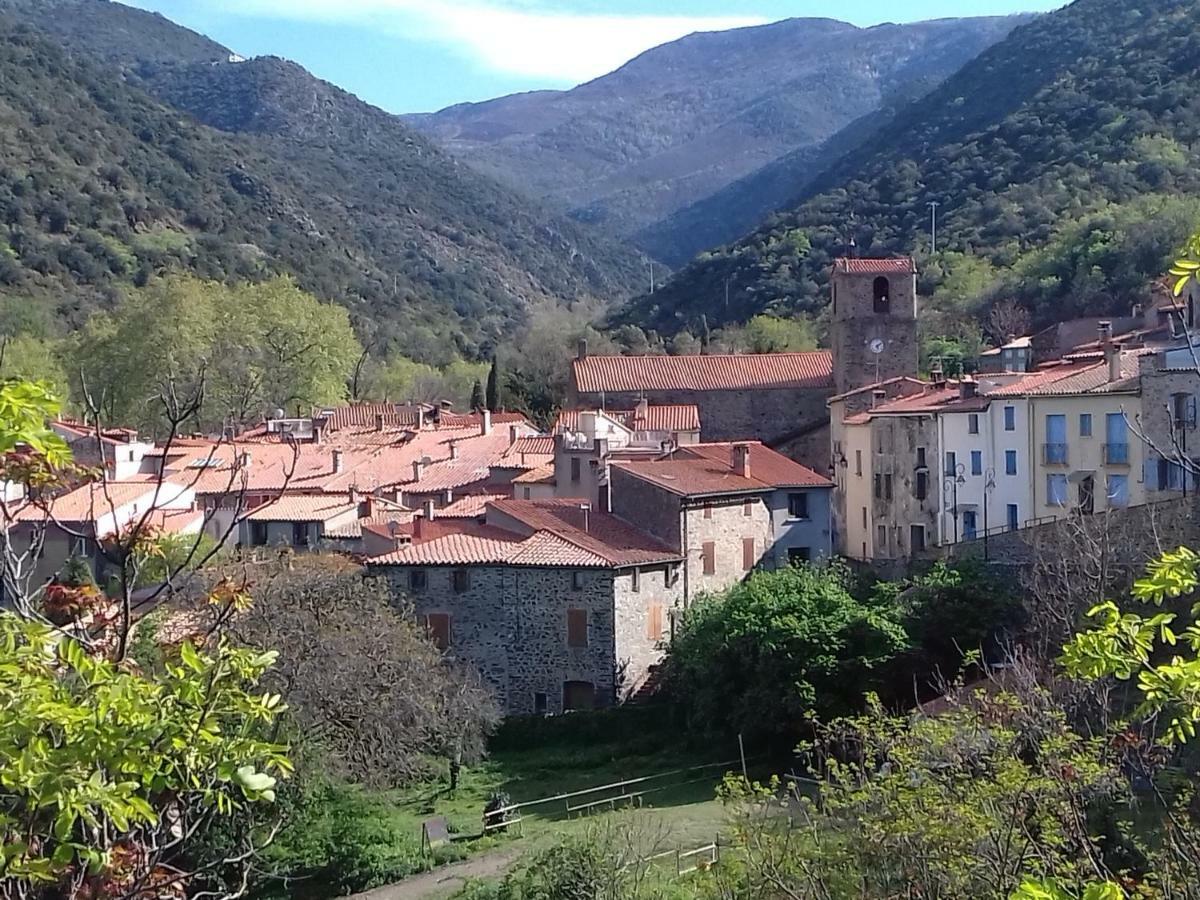 Studio Du Clocher Rigarda Екстериор снимка